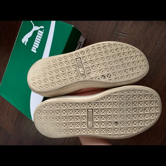 PUMA suede platform sneaker in pink - Picture 5 of 6